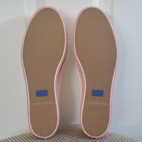 Keds Women's Sneakers in White with Pink Trim - Picture 6 of 7